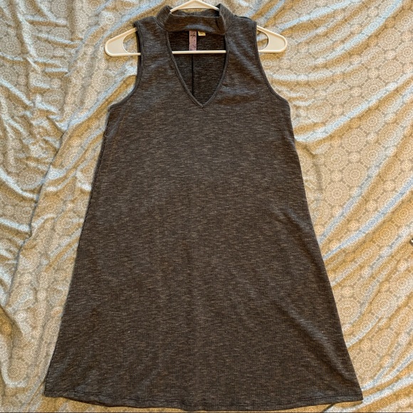 Francesca’s Alya Mock Neck Cut Out Dress - Picture 1 of 4